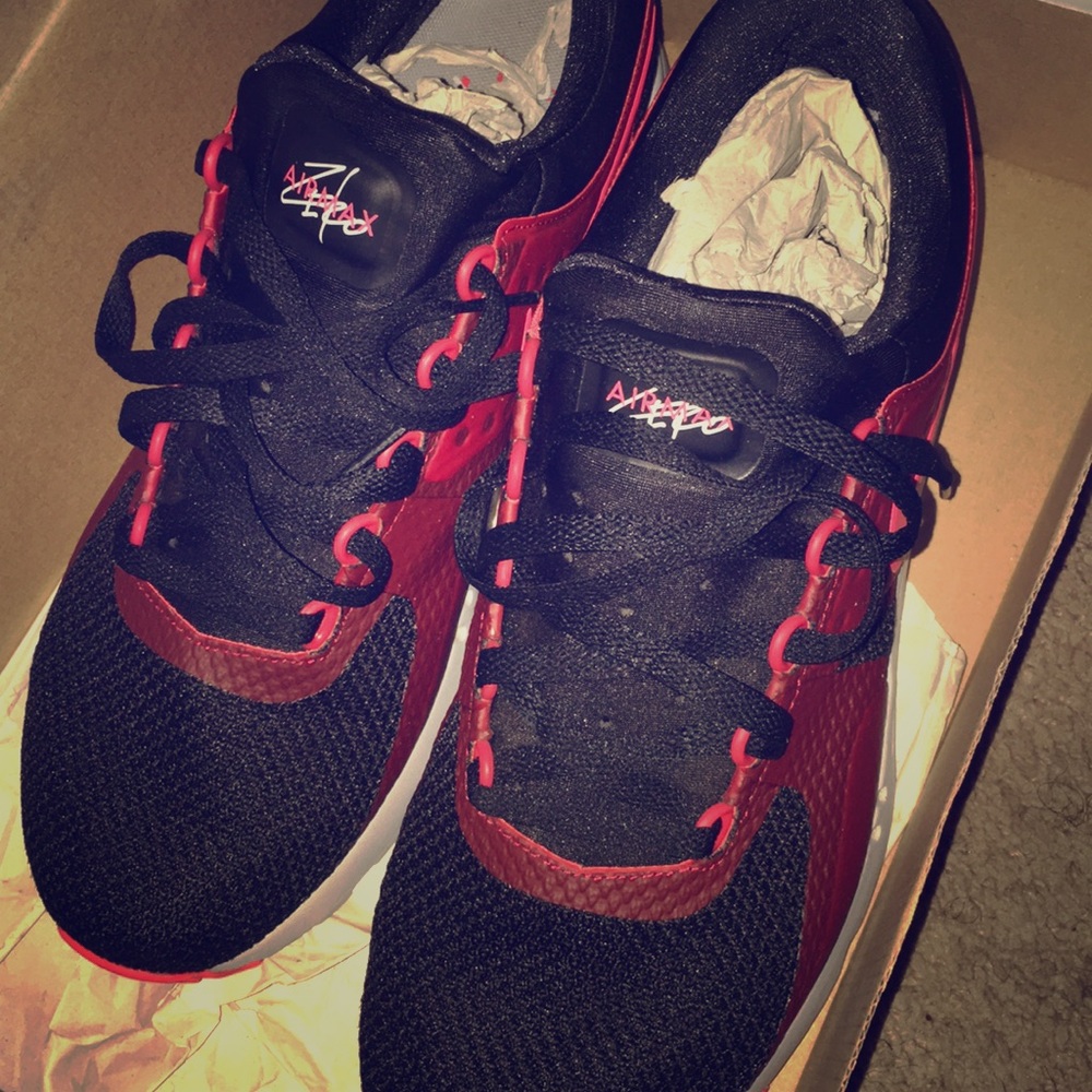 Nike Air Max Zero Essential